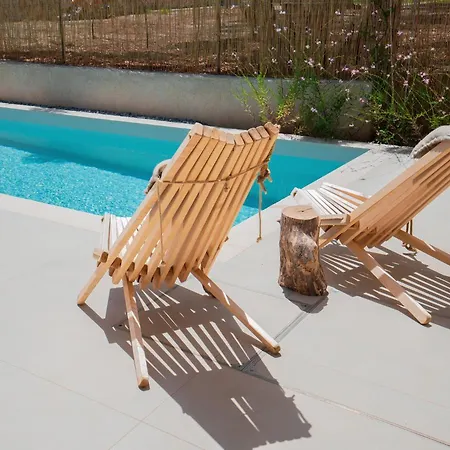 Papadria - Modern Luxury Near Kathisma * Tsoukaládhes