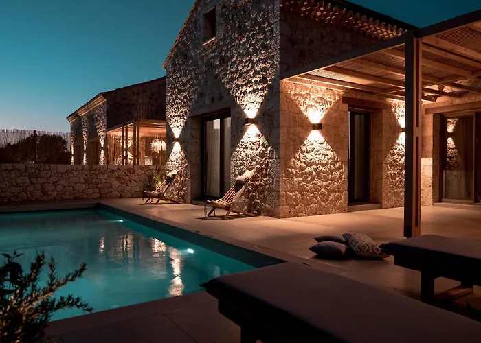 Papadria - Modern Luxury Near Kathisma