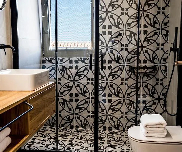 Papadria - Modern Luxury Near Kathisma Vilă