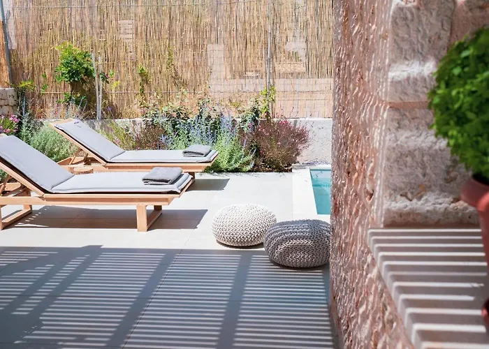 Vilă Papadria - Modern Luxury Near Kathisma