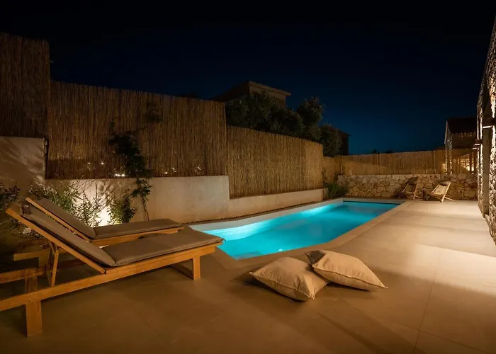 Papadria - Modern Luxury Near Kathisma Vilă *