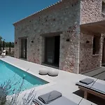 Βίλα Papadria - Modern Luxury Near Kathisma *