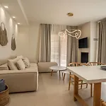 Papadria - Modern Luxury Near Kathisma Τσουκαλάδες