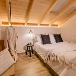 Papadria - Modern Luxury Near Kathisma * Τσουκαλάδες