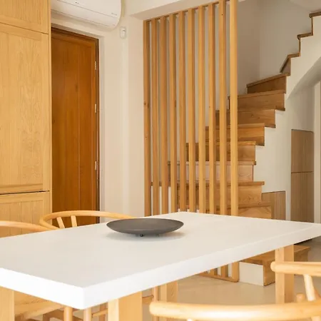Луксозна вила Papadria - Modern Luxury Near Kathisma