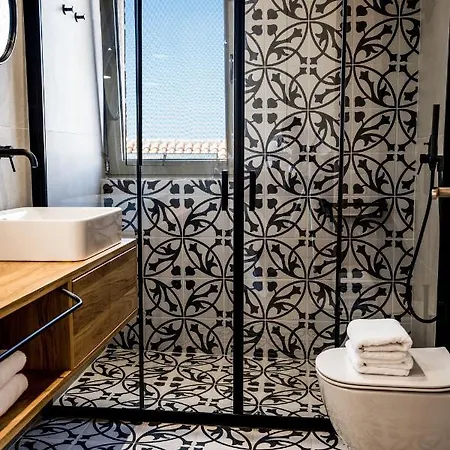 Papadria - Modern Luxury Near Kathisma Villa