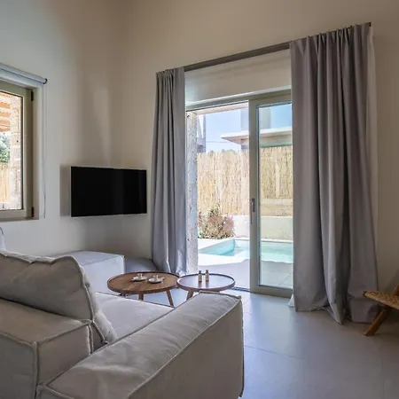 Villa Papadria - Modern Luxury Near Kathisma Tsoukaládhes