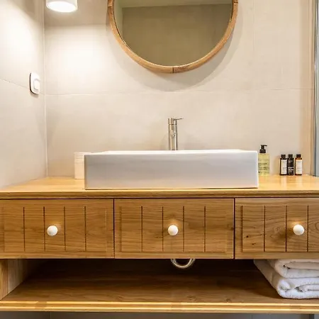 Papadria - Modern Luxury Near Kathisma *