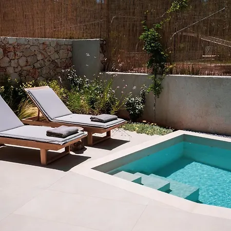 Papadria - Modern Luxury Near Kathisma