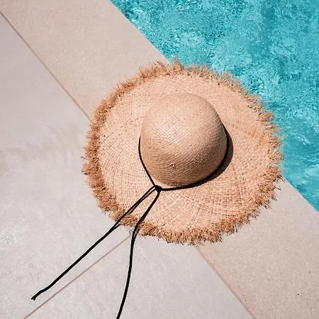 Papadria - Modern Luxury Near Kathisma * Tsoukaladhes