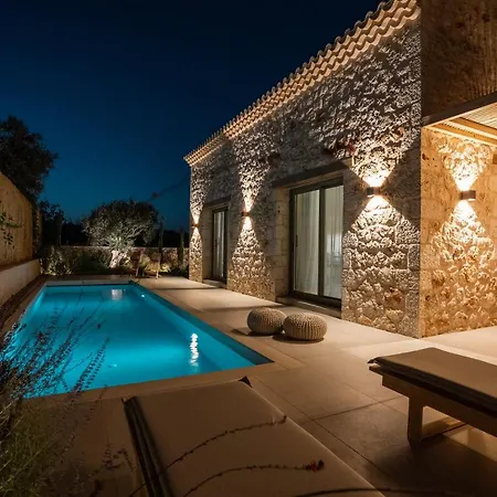Papadria - Modern Luxury Near Kathisma Villa Tsoukaládhes