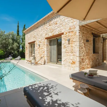 Papadria - Modern Luxury Near Kathisma