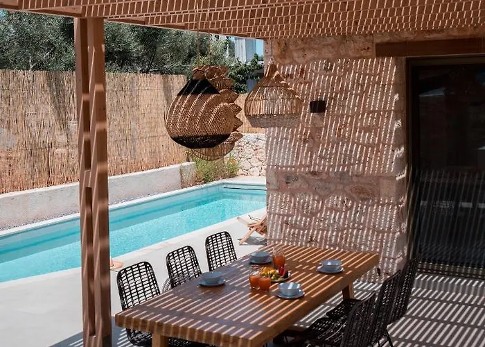 Papadria - Modern Luxury Near Kathisma Villa *